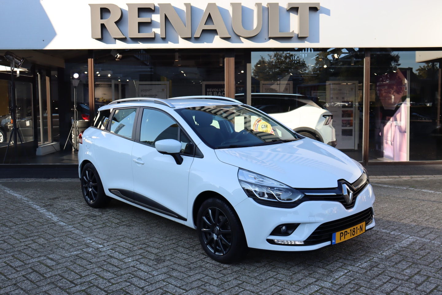 Renault Clio Estate - TCe 90pk Zen - AutoWereld.nl