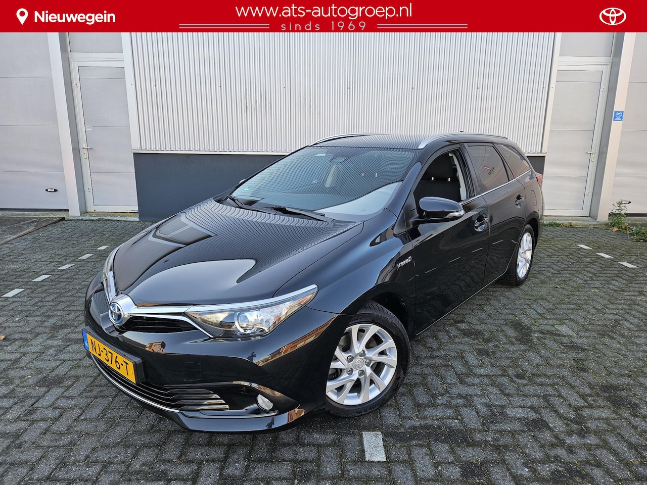 Toyota Auris Touring Sports - 1.8 Hybrid Trend 1.8 Hybrid Trend ,Panodak, Navigatie, volledig dealeronderhouden - AutoWereld.nl