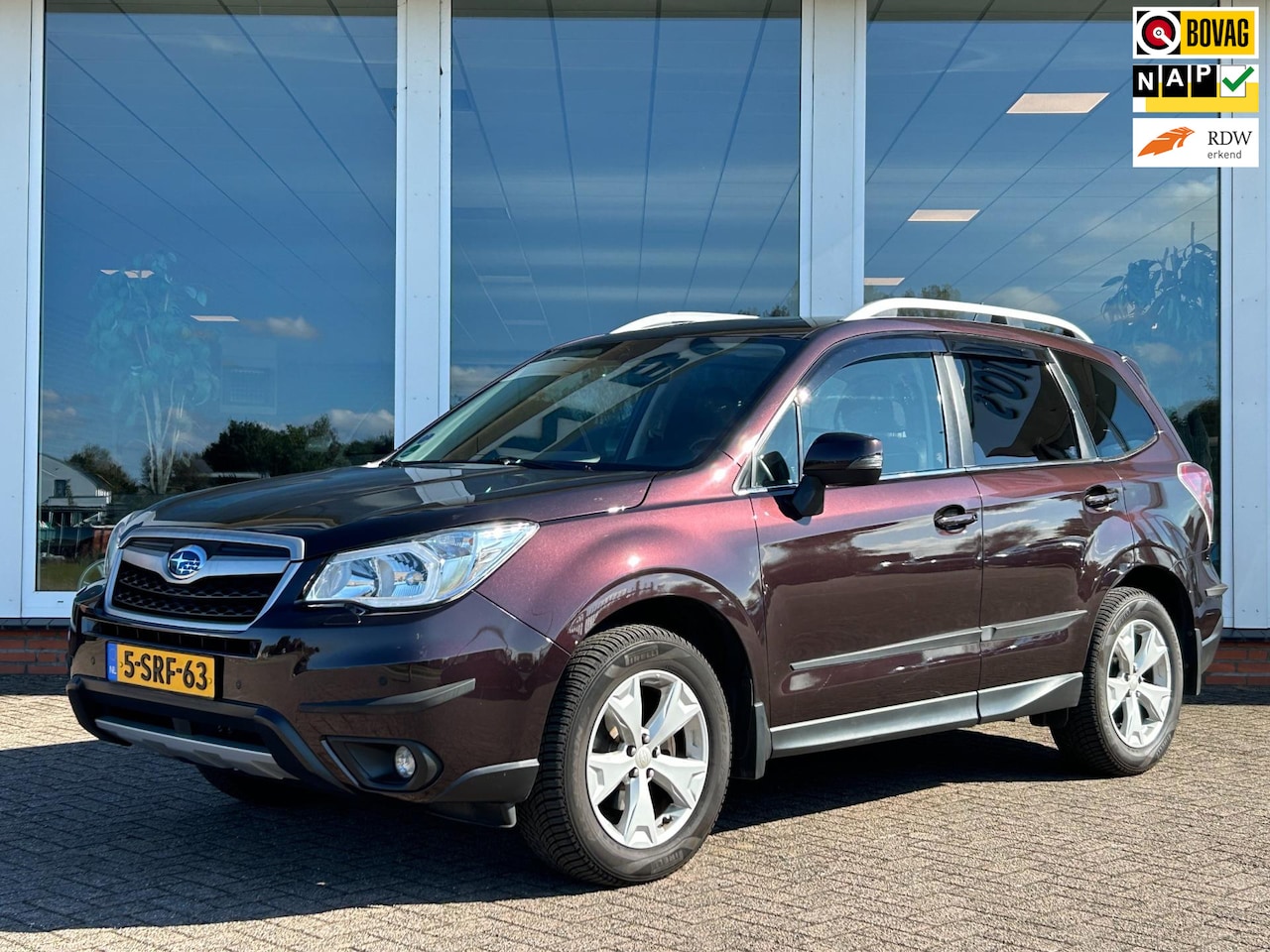 Subaru Forester - 2.0 Executive AWD - AUT. - Origineel NL - NAP - Navi - Trekhaak - UNIEK - AutoWereld.nl