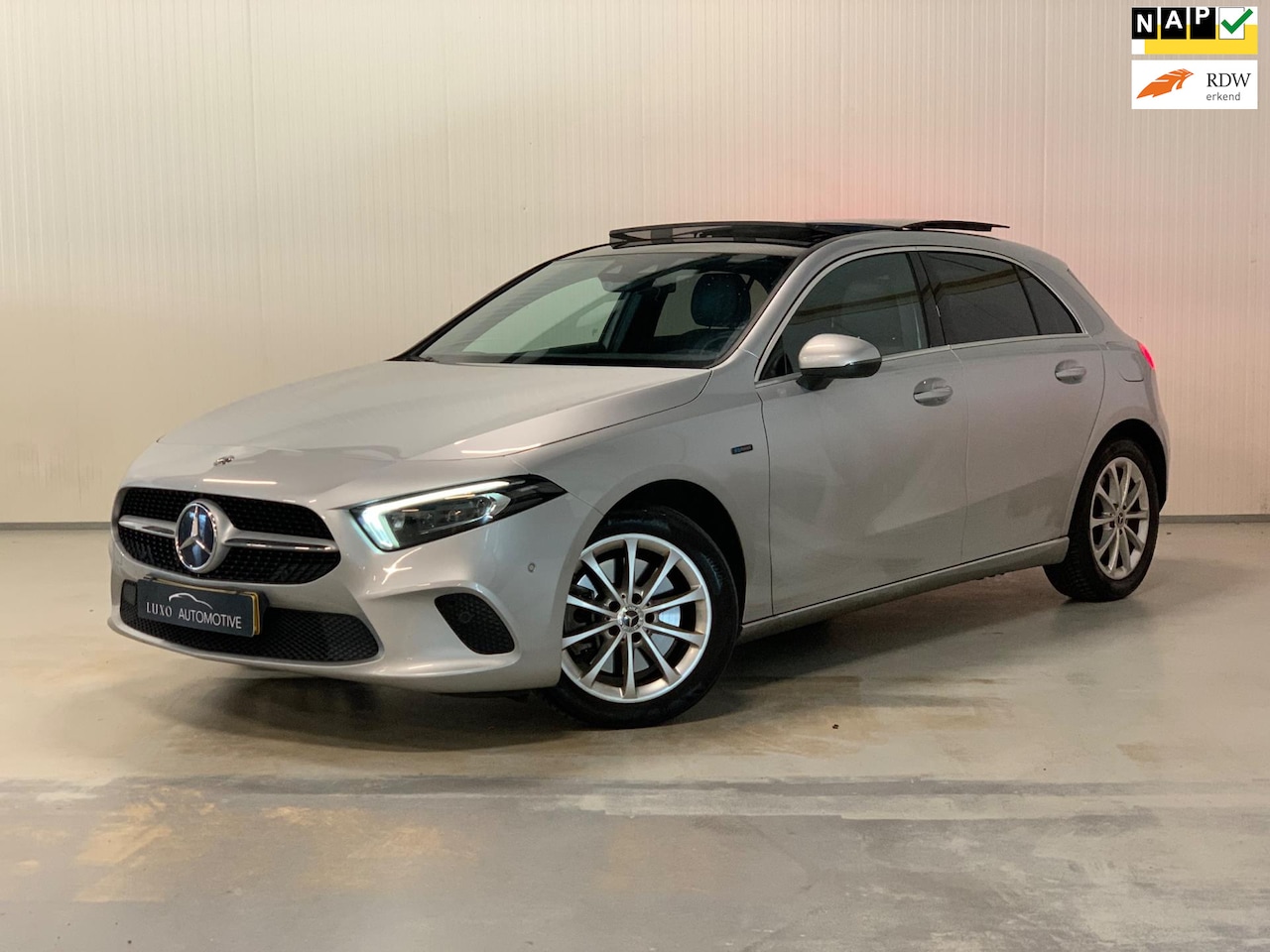 Mercedes-Benz A-klasse - 250 e Business Solution Luxury Limited | PANO | AMBIANCE | MEMORY SEATS - AutoWereld.nl