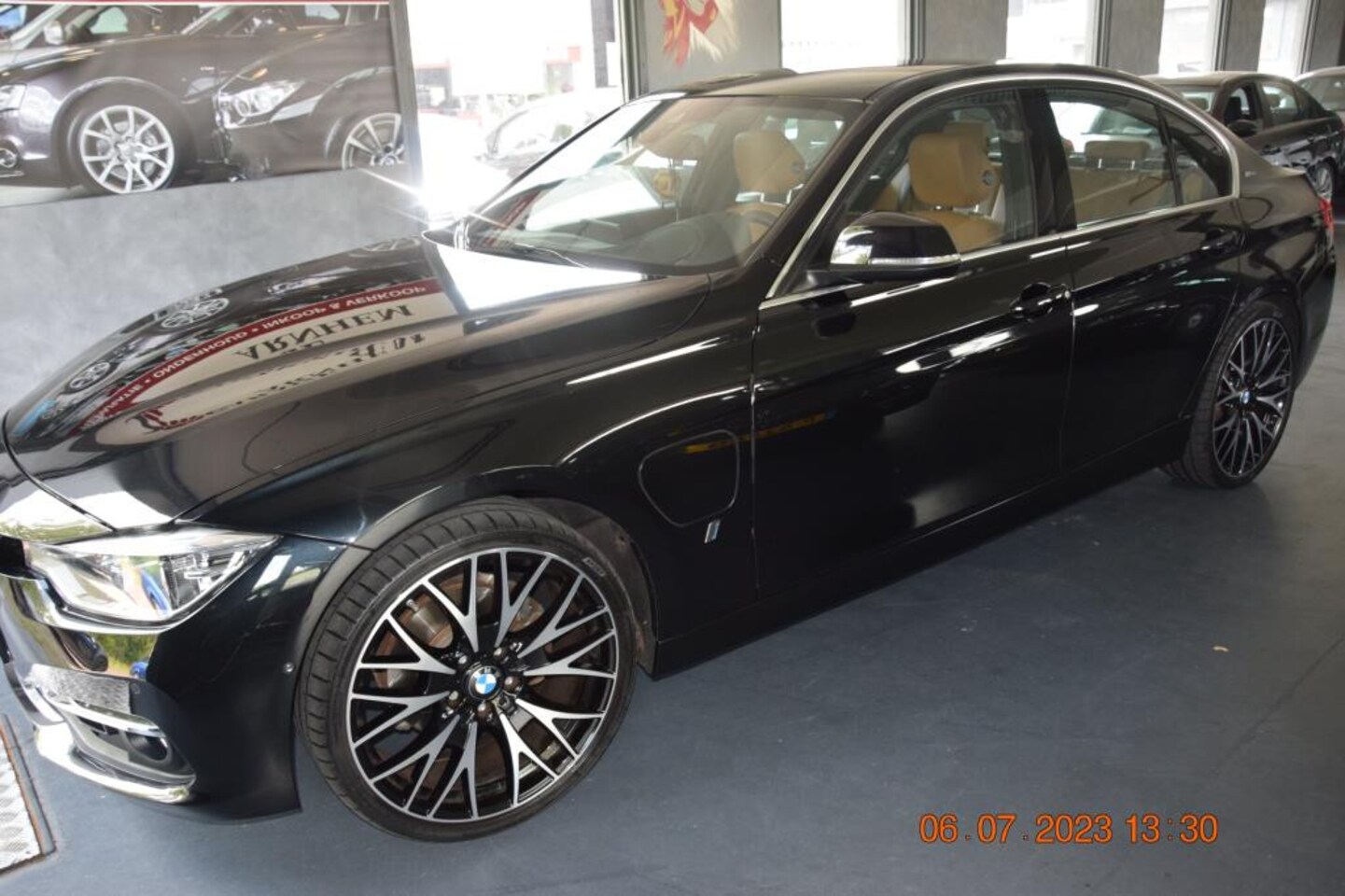 BMW 3-serie - 330e Centennial High Executive 330e Centennial High Executive - AutoWereld.nl