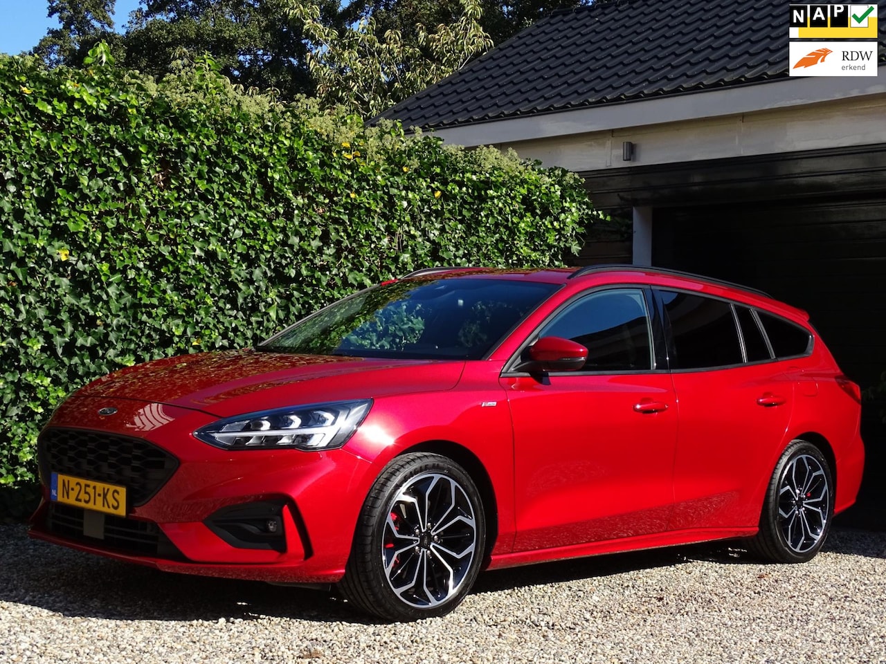 Ford Focus Wagon - 1.5 EcoBoost ST Line X Business | Automaat | B&O | ACC | Lane assist - AutoWereld.nl