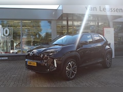 Toyota Yaris Cross - 1.5 HYBRID 115 BUSINESS STUUR/STOEL/WISSERVERW DRAADLOOS TEL.LADER SENSOREN V+A LED AD-CRU