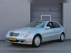 Mercedes-Benz E-klasse - 350 Elegance AUT. I NAVI I LEDER I SCHUIFDAK I YOUNGTIMER