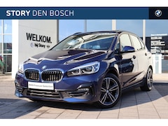 BMW 2-serie Active Tourer - 218i Executive Sport Line Automaat / Panoramadak / Trekhaak / Achteruitrijcamera / Head-Up