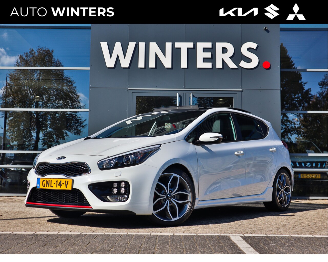 Kia Cee'd - 1.6 T-GDi GT 204PK! +Pano+Navi+Camera+18"LMV+Stoel-Stuurverw. - AutoWereld.nl