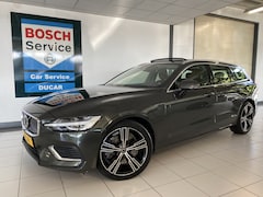 Volvo V60 - 2.0 T8 Twin Engine AWD Inscription Panoramadak / elec achterklep / Harman kardon audio / h