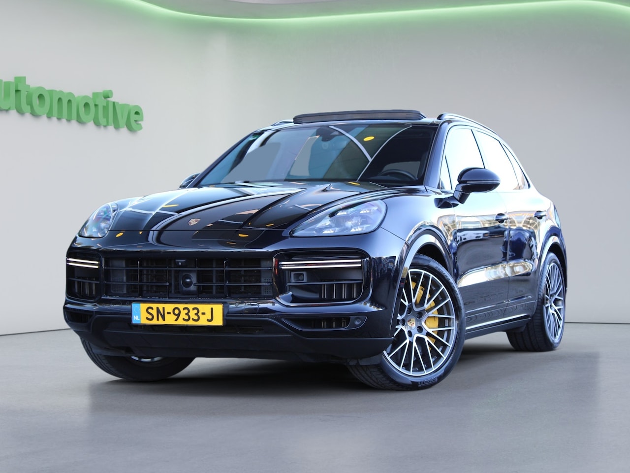 Porsche Cayenne - 4.0 Turbo | VOL! | NAP!|  PANO | BURMESTER | NACHTZICHT | KERAMISCH | SOFT-CLOSE | - AutoWereld.nl