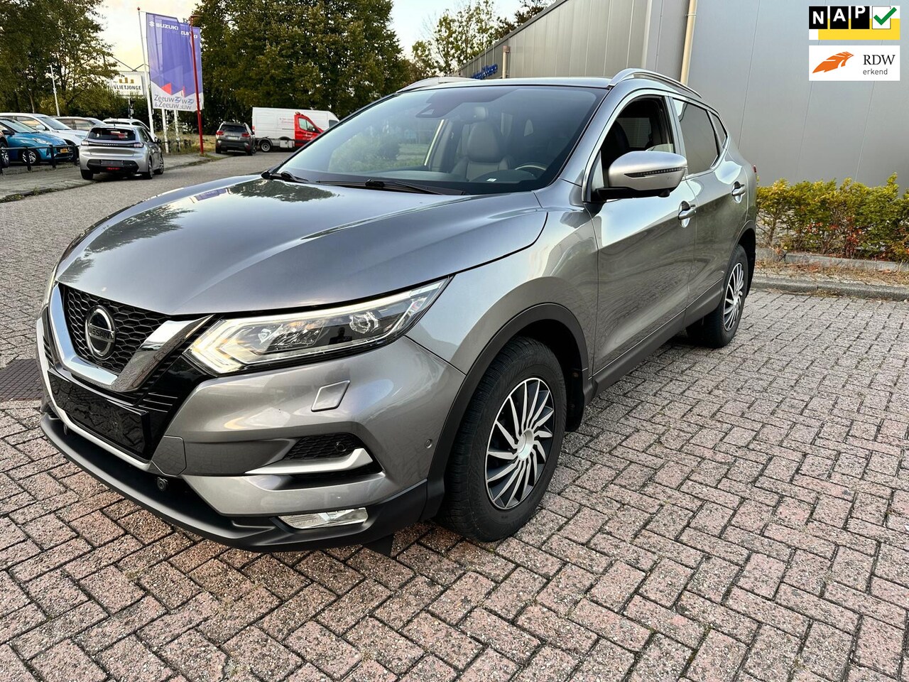 Nissan Qashqai - 1.3 DIG-T Tekna + Luxe Uitvoering 1st eigenaar Pano, 360gr ... volle opties - AutoWereld.nl