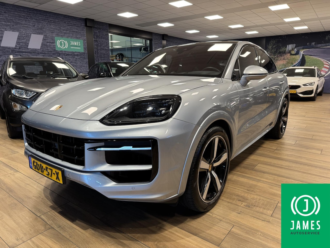 Porsche Cayenne - 3.0 E-Hybrid |Sportdesign|Burmester|Pass Display| - AutoWereld.nl