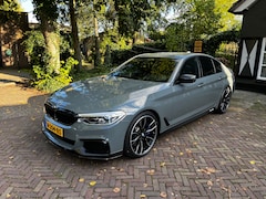 BMW 5-serie - M550i xDrive High Executive Individual en carbon pakket