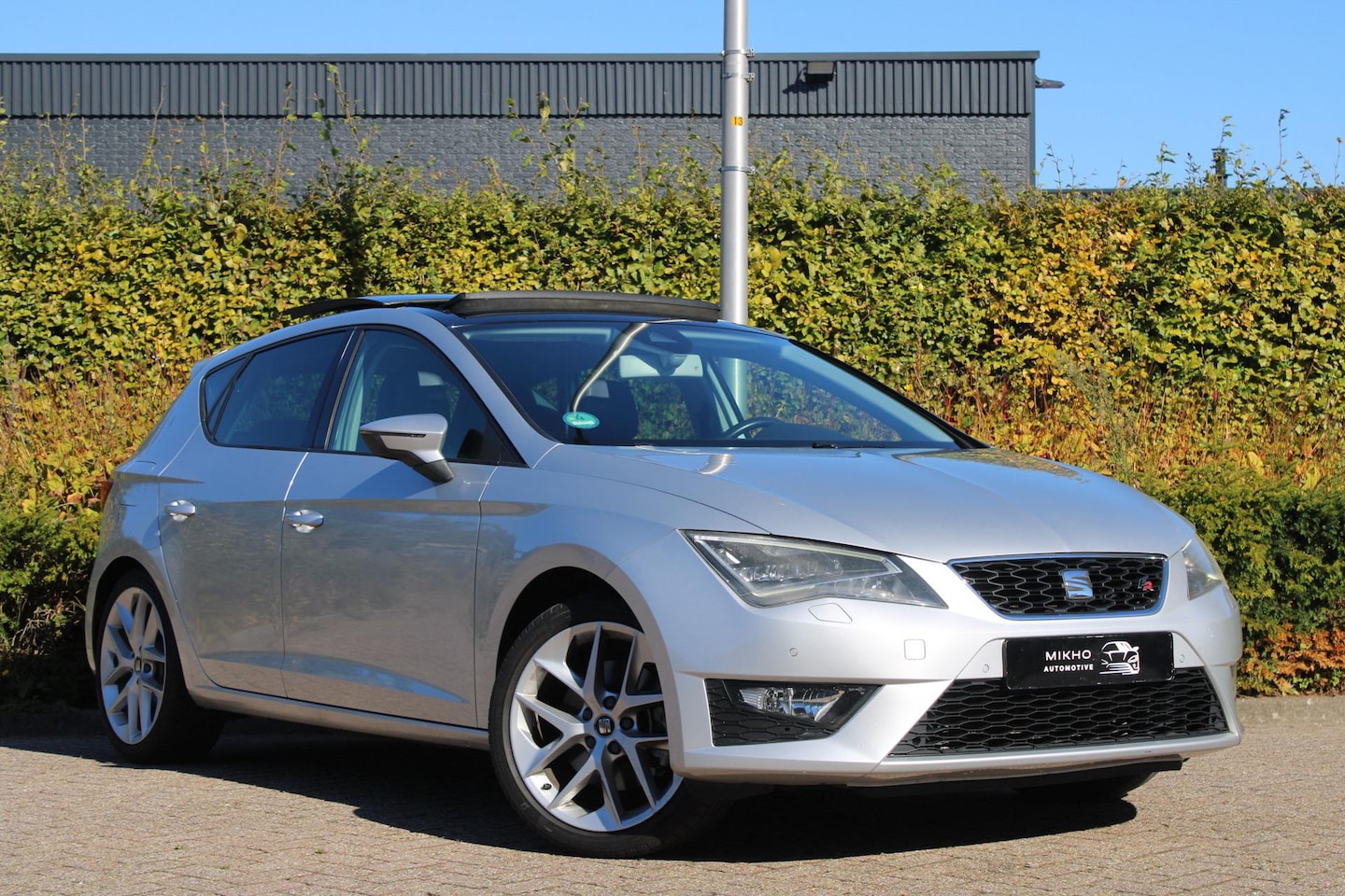 Seat Leon - 1.8 TSI FR | Panoramadak | Apple carplay | Stoelverwarming | Lane assist | - AutoWereld.nl