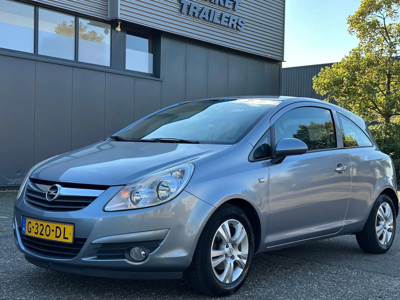 Opel Corsa - 1.2-16V Business 1.2-16V Business - AutoWereld.nl