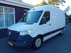 Mercedes-Benz Sprinter - 319 3.0 CDI V6 L2H2 EURO 6 / AUTOMAAT