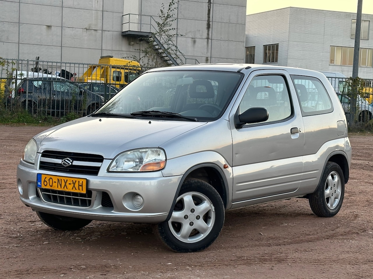 Suzuki Ignis - 1.3-16V GL/LAAG KM - AutoWereld.nl