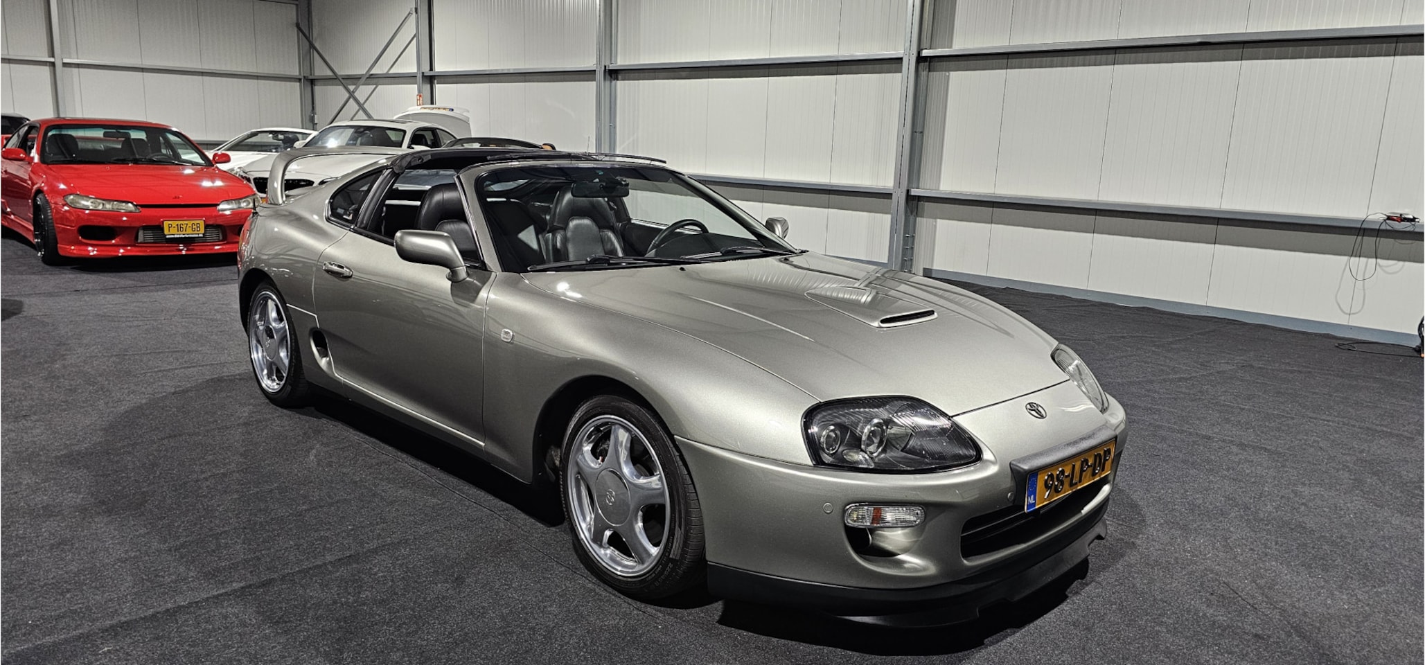 Toyota Supra - 3.0i Twin Turbo FACTORY NEW cruise control, aircon, parking sensor all working - AutoWereld.nl