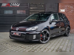 Volkswagen Golf - 2.0 GTI DSG F1 Edition 35 235PK