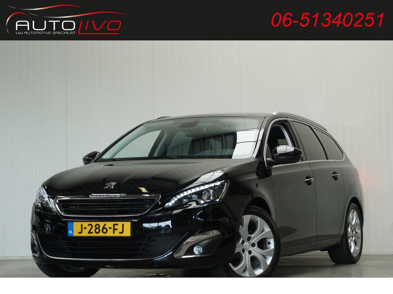 Peugeot 308 SW - 1.2 e-THP Première 130 PK! PANO LED ALCANTARA CLIMA PDC TREKHAAK etc. - AutoWereld.nl