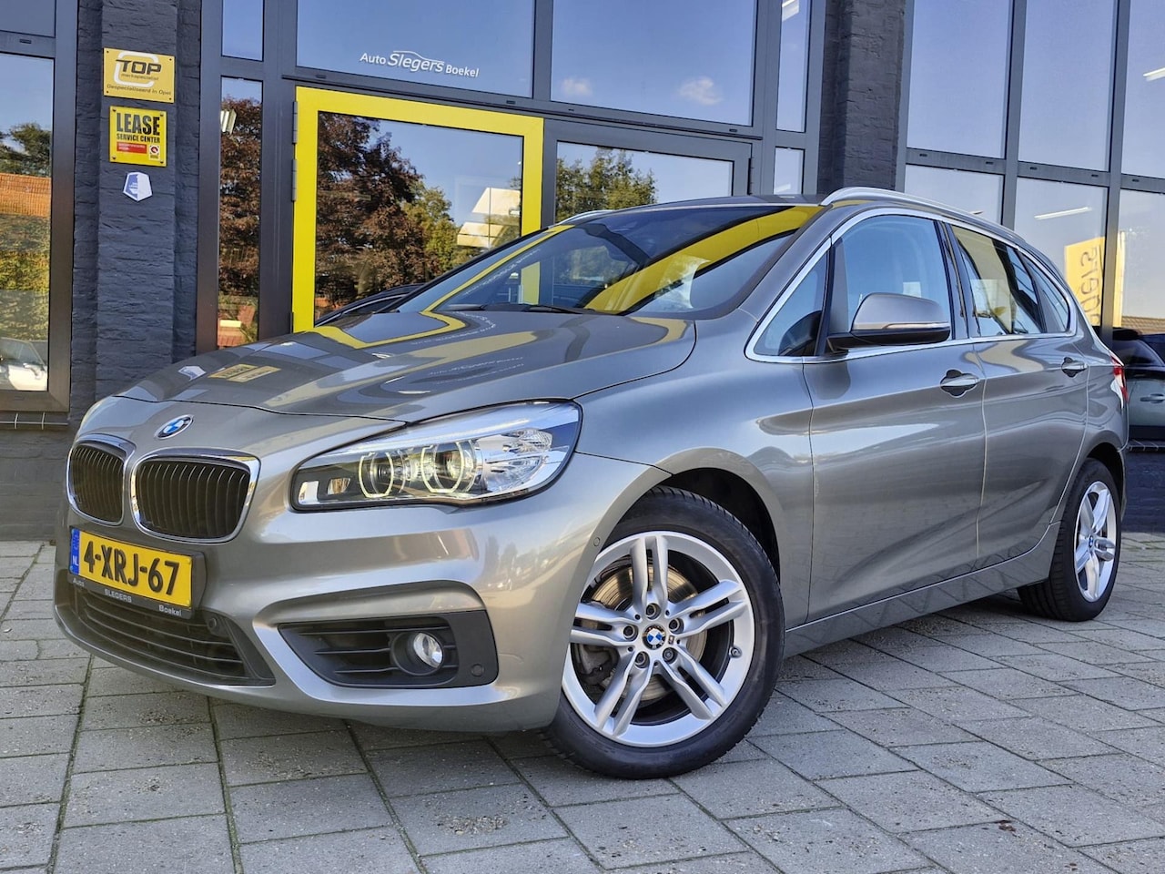 BMW 2-serie Active Tourer - 218i Executive Automaat | Trekhaak | Parkeersensoren | Leder | Climate Control | Cruise Co - AutoWereld.nl