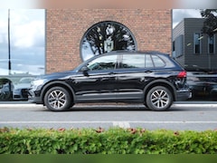 Volkswagen Tiguan - 1.4 TSI eHybrid Leder, Trekhaak, ACC, Achteruitrijcamera, El. bestuurdersstoel