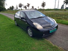 Toyota Prius - 1.5 VVT-i Comfort