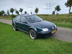 Volkswagen Bora - 2.0