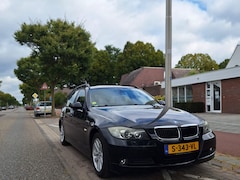 BMW 3-serie Touring - 318i Advantage