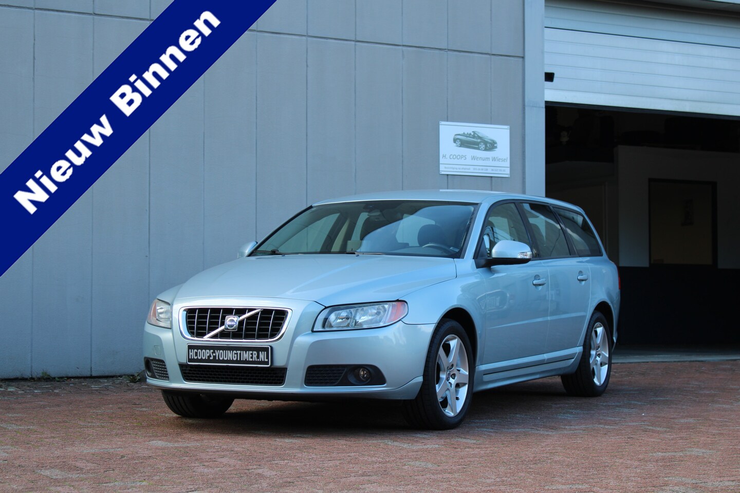 Volvo V70 - 2.0 Momentum YOUNGTIMER incl. 21% BTW - AutoWereld.nl