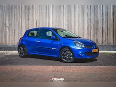 Renault Clio - 2.0-16V RS