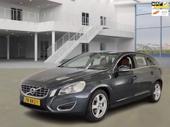 Volvo V60 - 1.6 T3 Summum/XENON/LEDER/NAVI/STOELVERW/TOPONDERH/