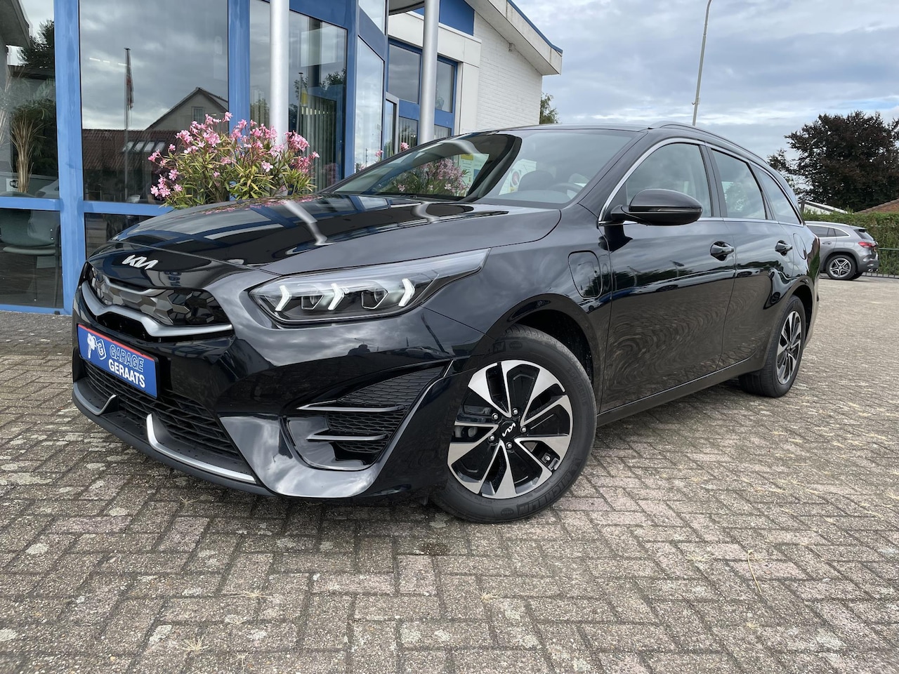 Kia Cee'd Sportswagon - Ceed 1.6 GDI PHEV DynamicLine Plug In | FACELIFT, Dealer onderhouden, 1e eigenaar, LED, Na - AutoWereld.nl