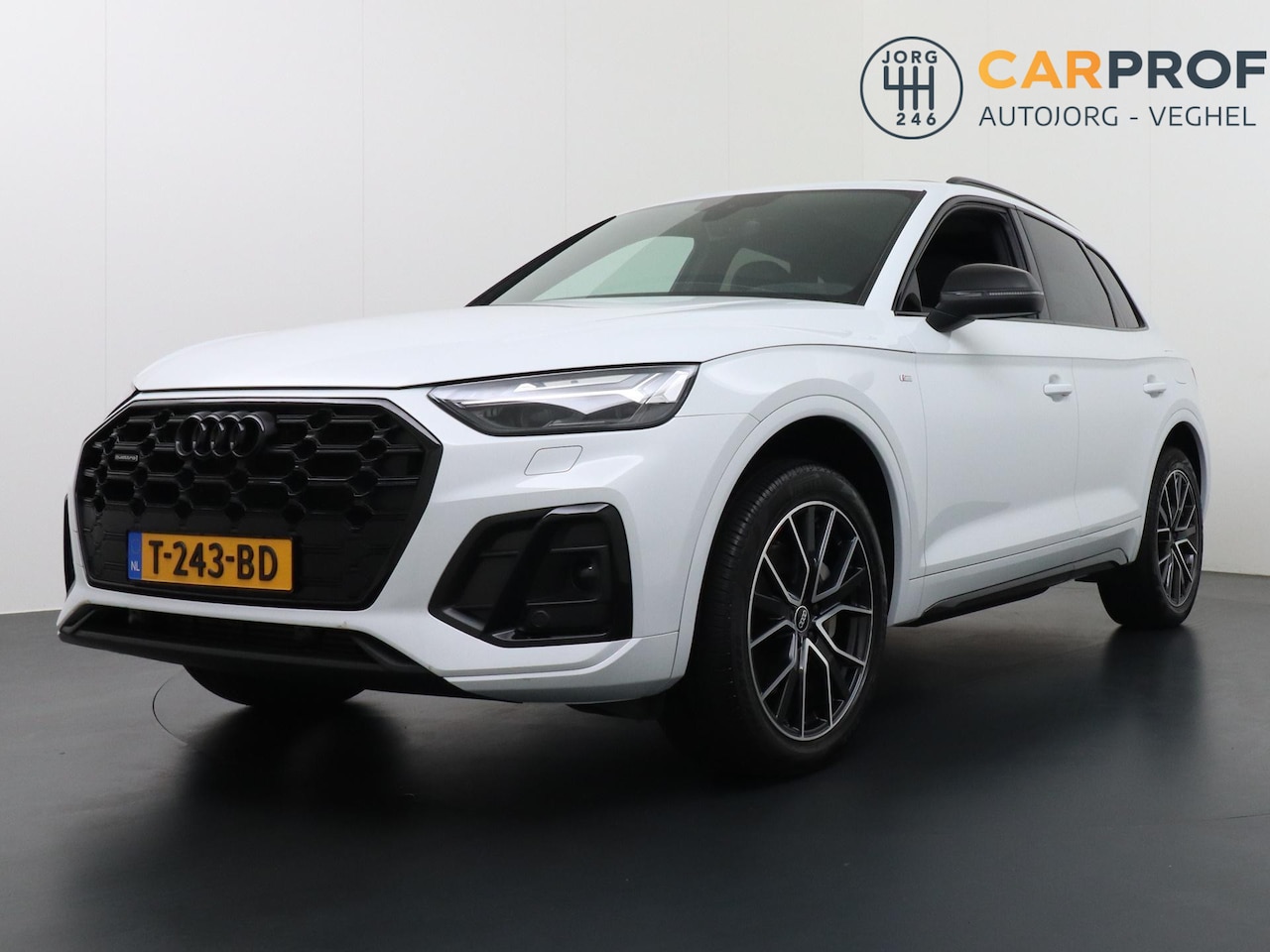 Audi Q5 - 55 TFSI e S edition S-Line Nieuw model Panoramadak Matrix Led - AutoWereld.nl