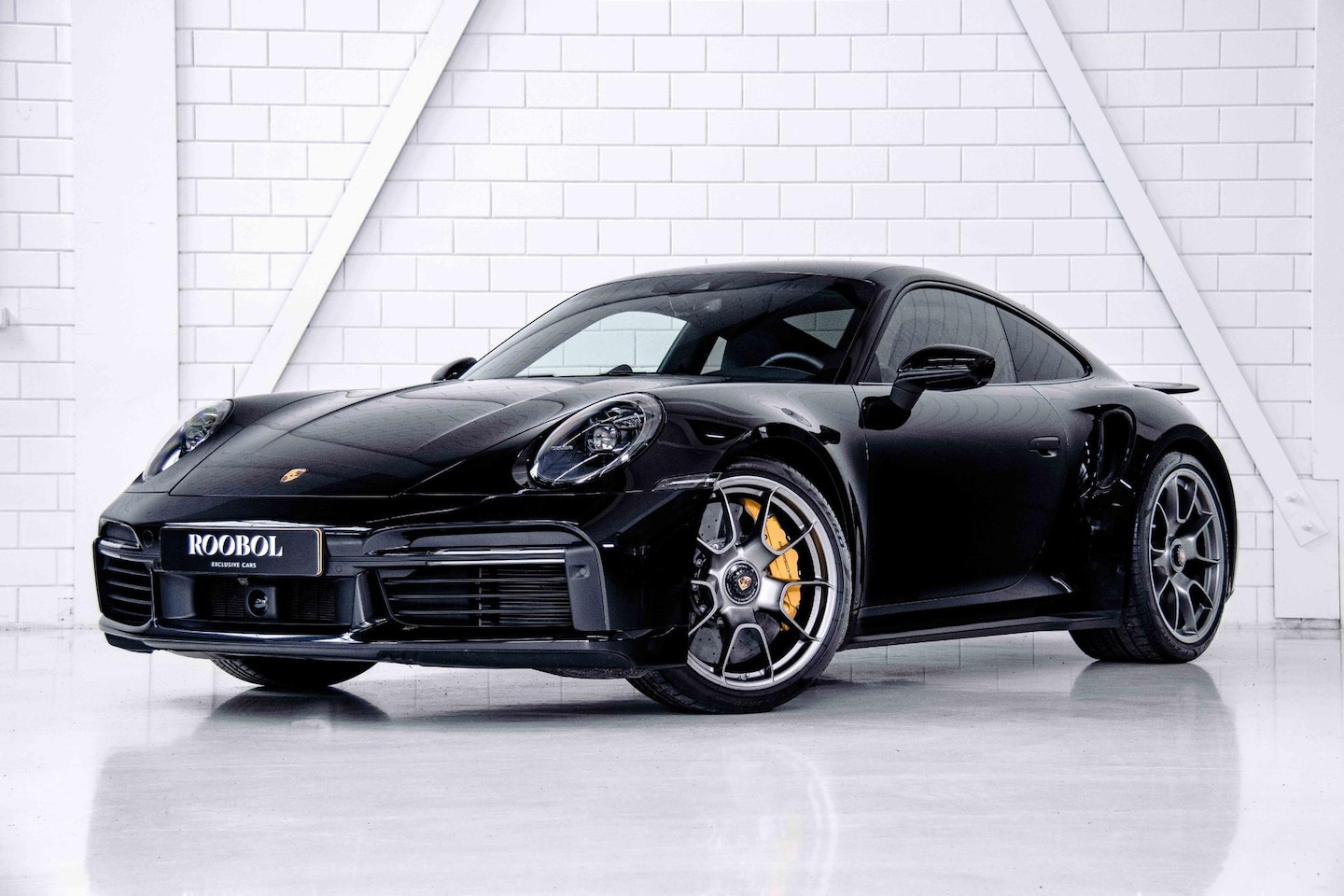 Porsche 911 - (992) Turbo S *Exclusive Manufaktur* l Carbon l Burmester l Innodrive - AutoWereld.nl