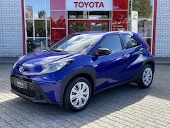 Toyota Aygo X - MT PLAY NL-AUTO NIEUW EN DIRECT LEVERBAAR APPLE/ANDROID AD-CRUISE DAB AIRCO EL-RAMEN BLUET