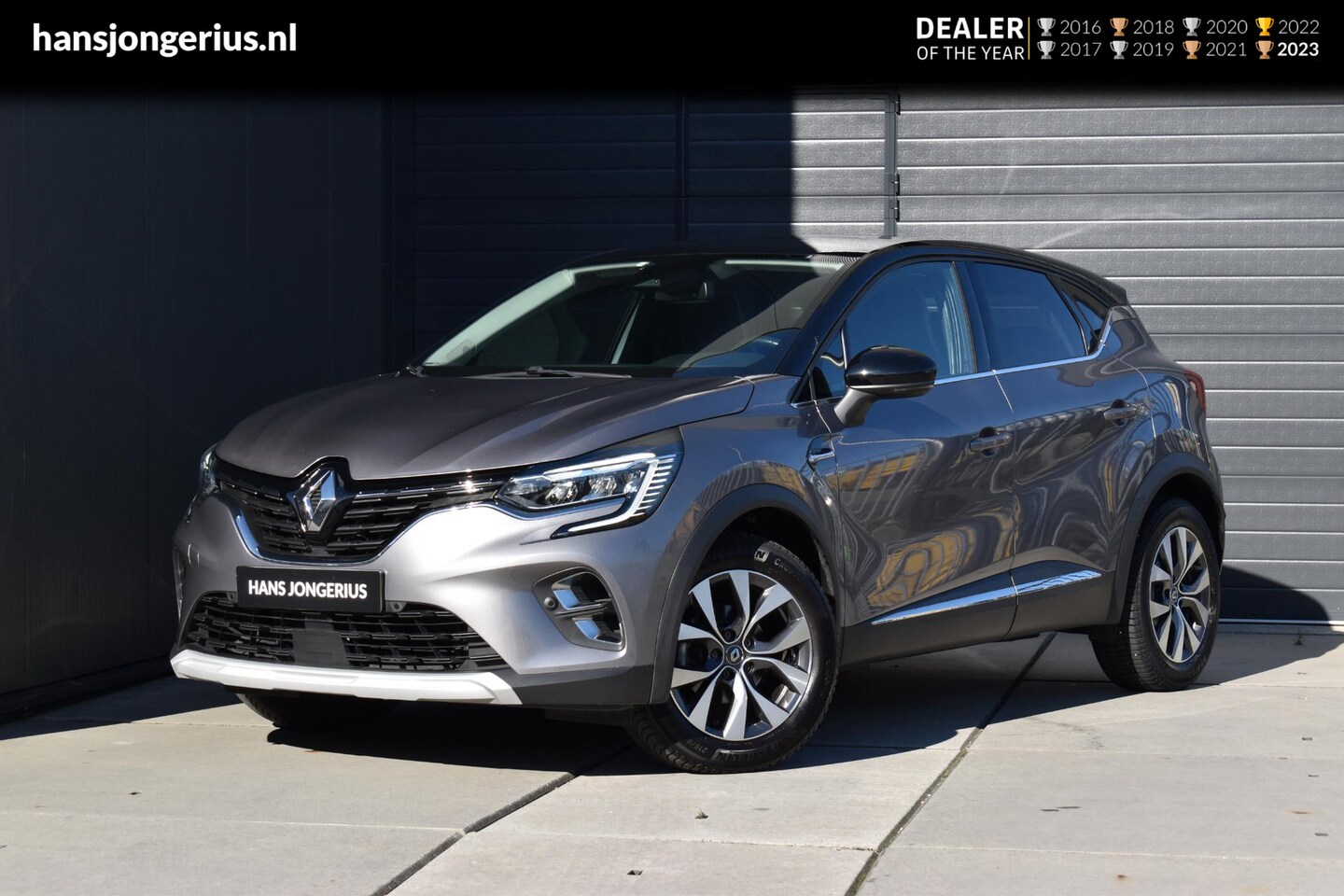 Renault Captur - TCe 100 Bi-Fuel Intens | CAMERA | NAVI | CRUISE CONTROL | CLIMATE CONTROL | ALL-SEASONBAND - AutoWereld.nl