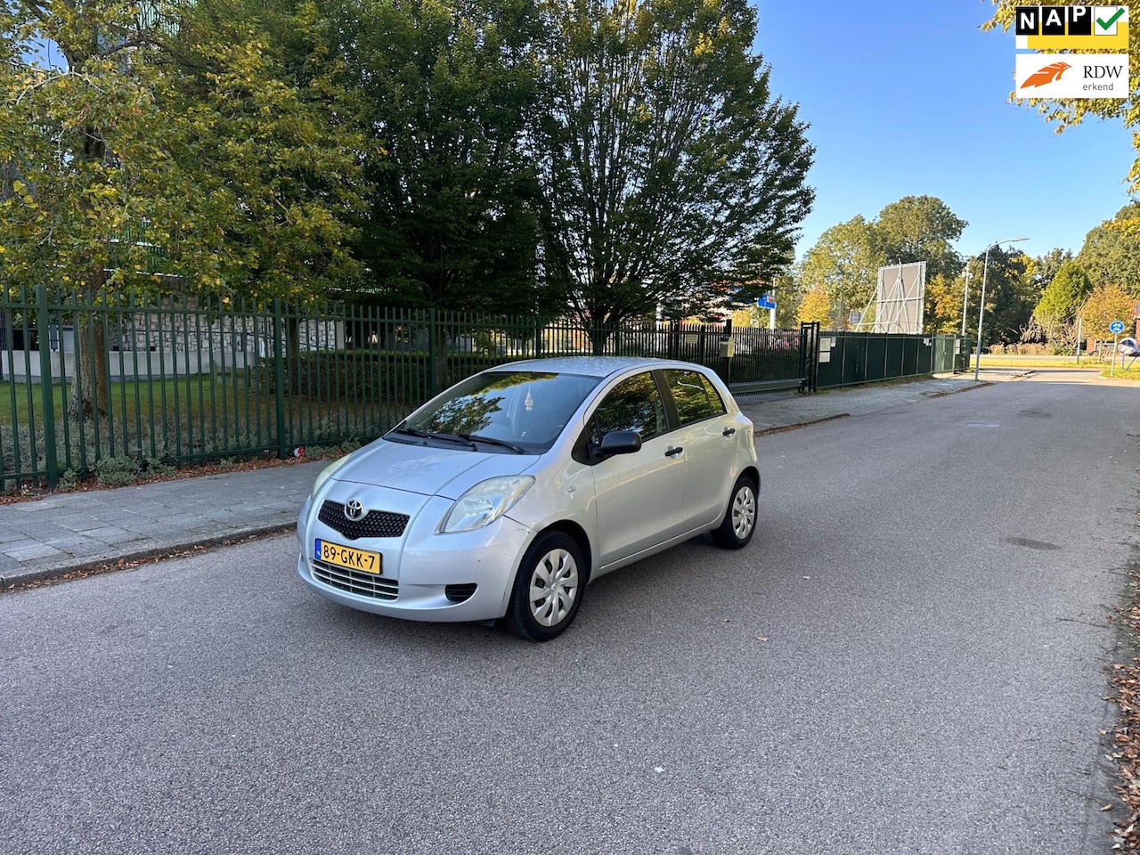 Toyota Yaris - 1.0 VVTi + Airco.Airco.5Deurs - AutoWereld.nl