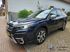 Subaru Outback - 2.5i Premium Harmann Kardon / Trekhaak / Schuifdak