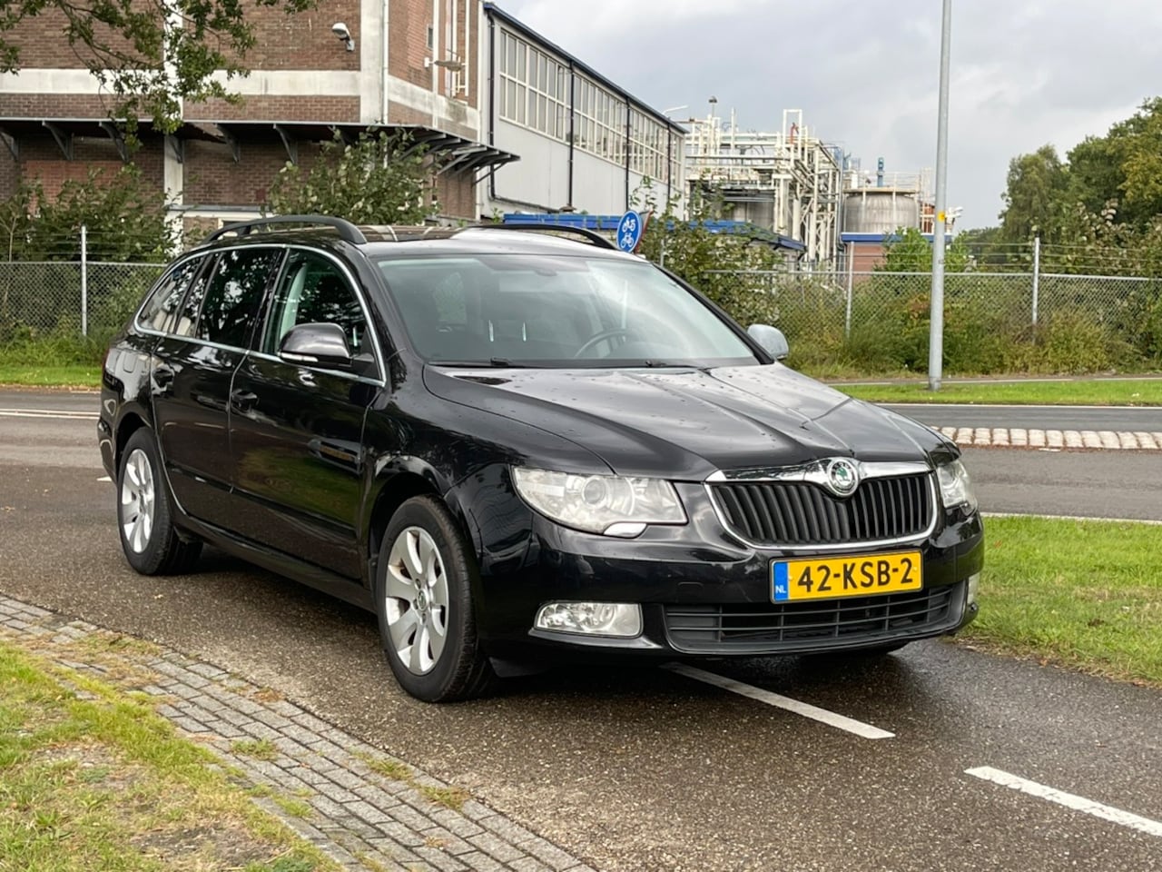 Skoda Superb Combi - 1.8 TSI Comfort Business Line | Trekhaak - AutoWereld.nl