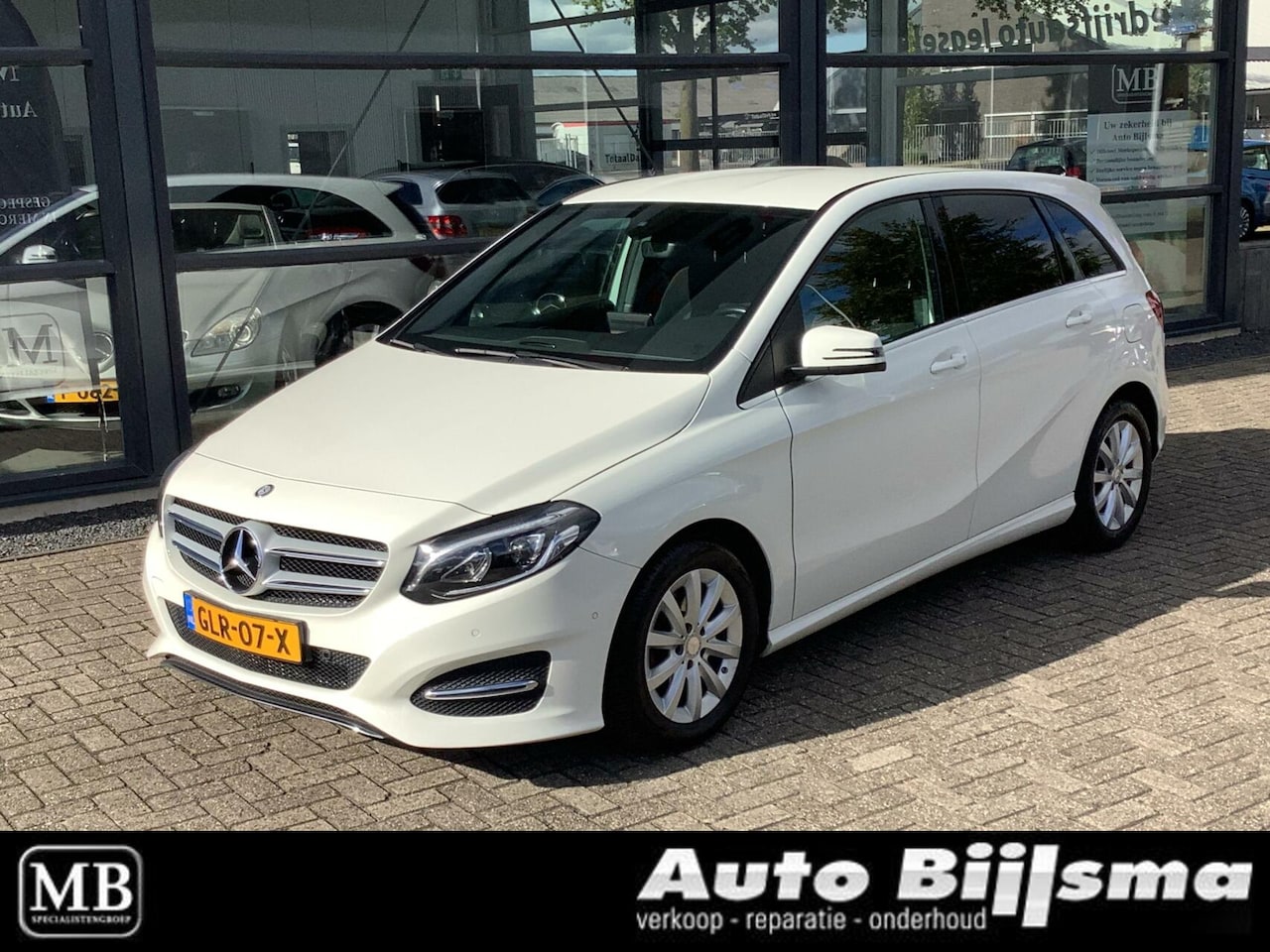 Mercedes-Benz B-klasse - 180 180, face lift, led verlichting, navi, nette auto - AutoWereld.nl