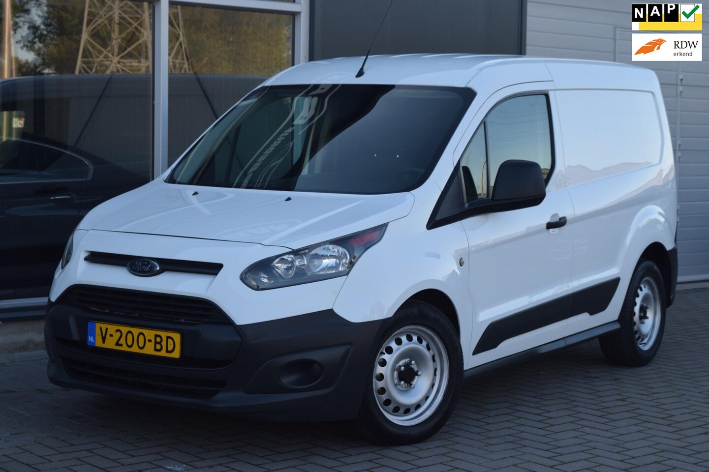 Ford Transit Connect - 1.5 TDCI L1 Economy Edition | Airco | Elek-Pakket | NAP + APK 6-2025 ! - AutoWereld.nl