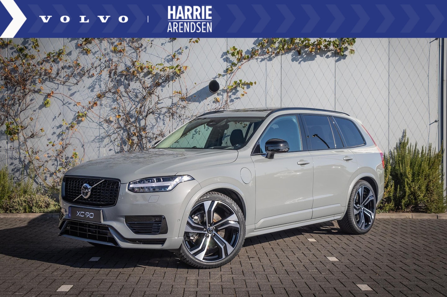 Volvo XC90 - T8 Plug-in hybrid AWD Ultra Dark | Luchtvering | Bowers & Wilkins high-end audio | Massage - AutoWereld.nl