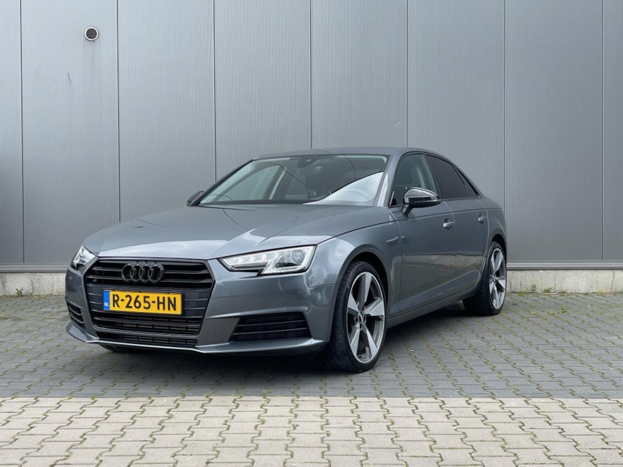 Audi A4 Limousine - 2.0 TFSI MHEV Design Pro Line Plus - AutoWereld.nl