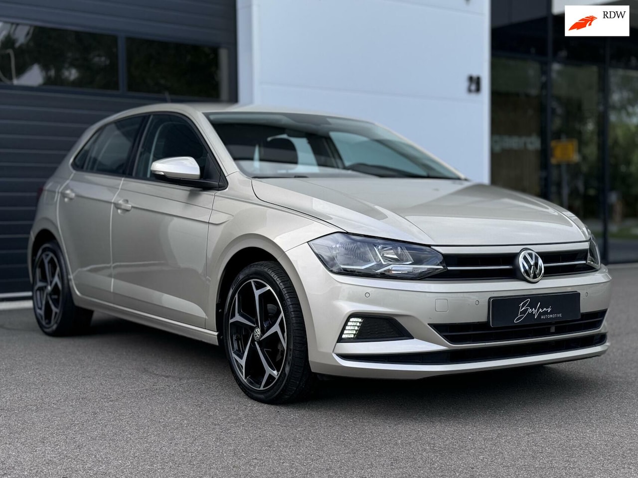 Volkswagen Polo - 1.0 TSI Comfortline Automaat|CarPlay|LM Velg - AutoWereld.nl