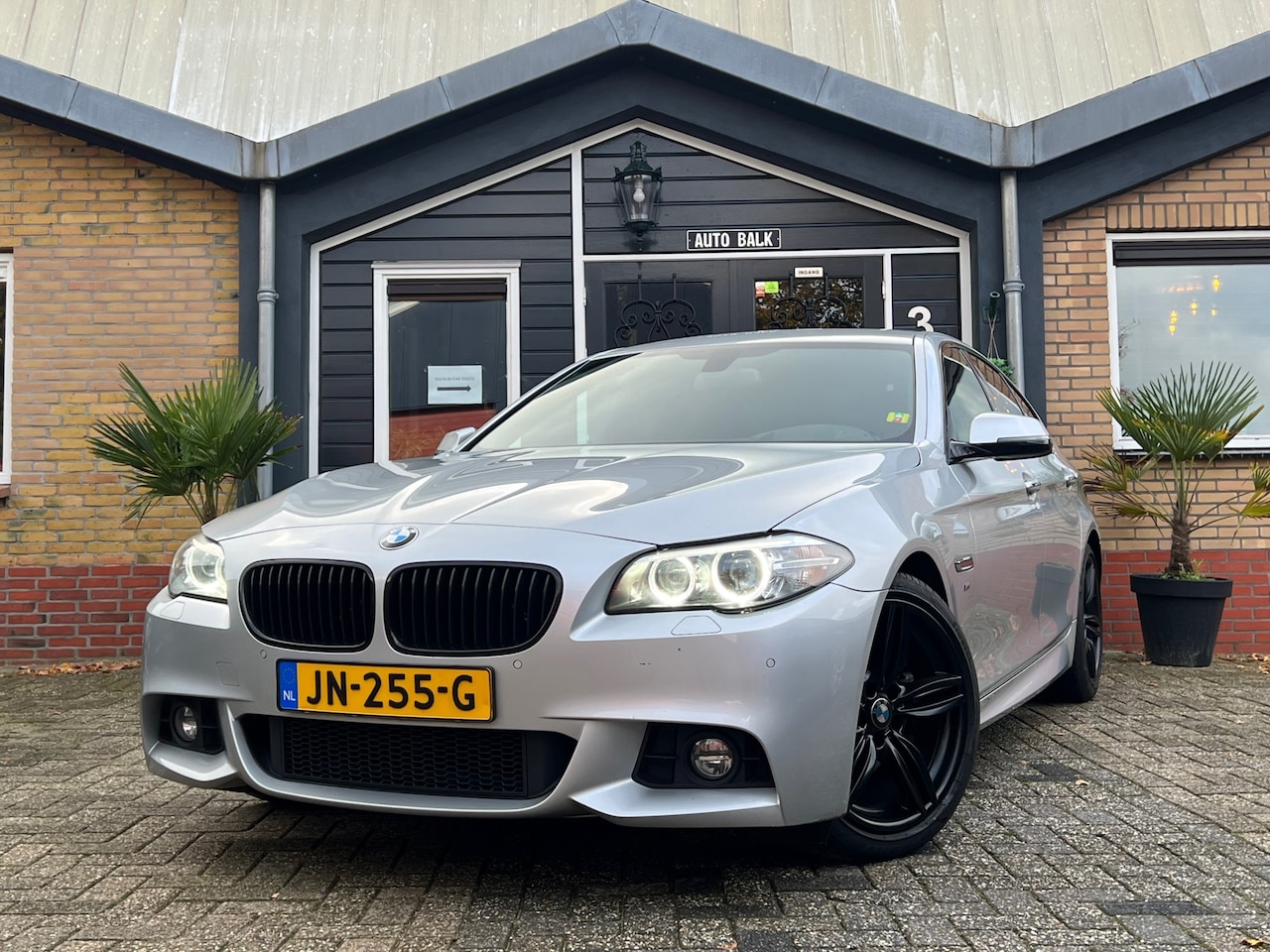 BMW 5-serie - 520d M Sport Edition | Virtual cockpit + Lederbekleding | - AutoWereld.nl