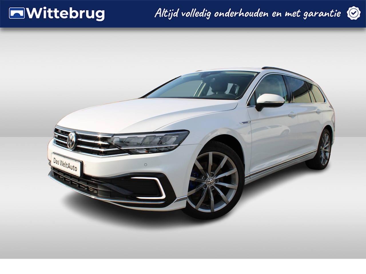 Volkswagen Passat Variant - 1.4 TSI 218pk PHEV GTE Business DSG Automaat / Panoramadak / Leder / Navigatie / LED / 18" - AutoWereld.nl