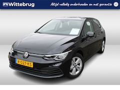 Volkswagen Golf - 1.0 TSI Life Navigatie / Bluetooth / Extra getint glas / Adaptieve cruise control