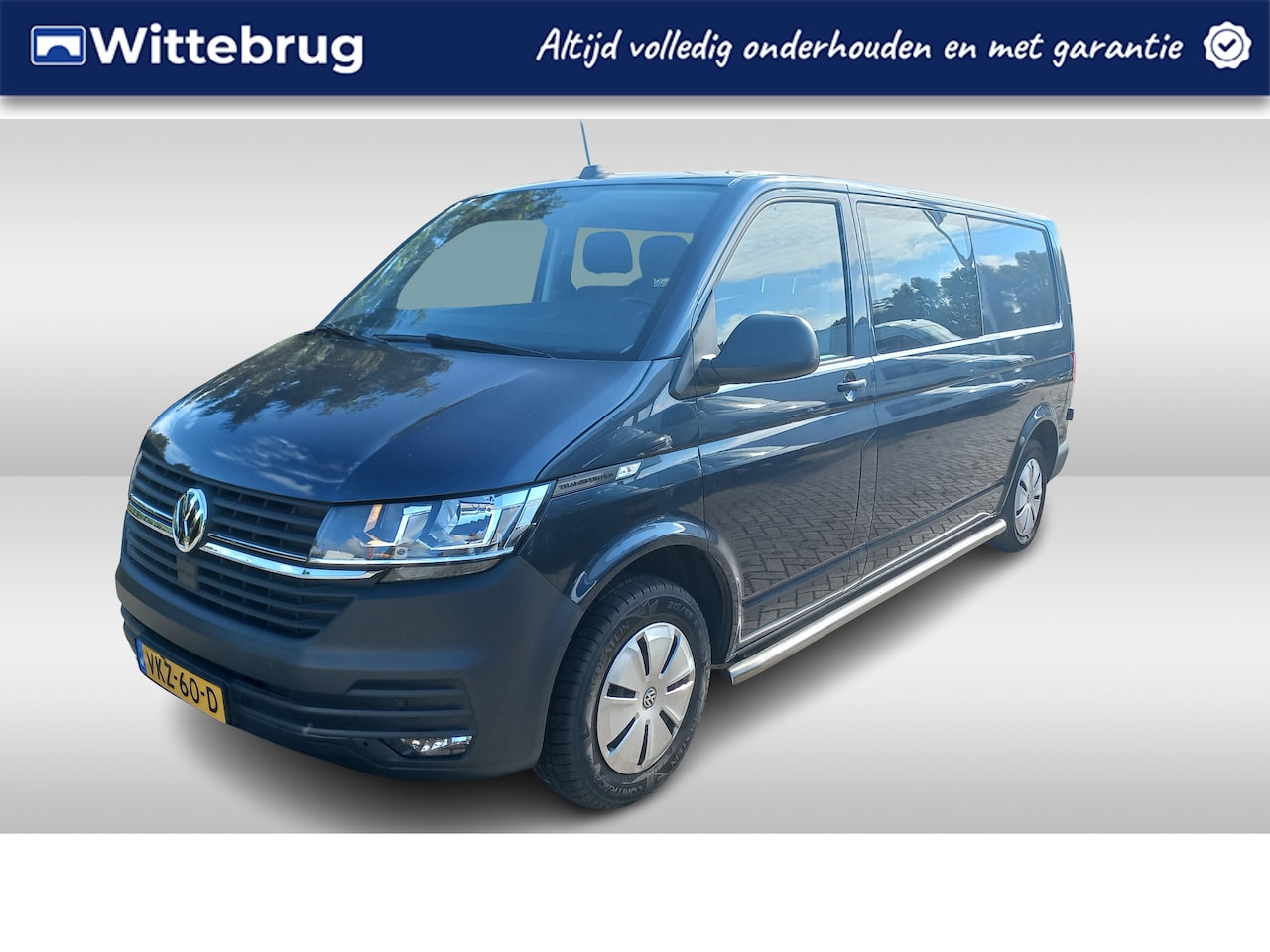 Volkswagen Transporter - 6.1 - 2.0 TDI L2H1 30 DC Dub Cab / Trekhaak / Navigatie - AutoWereld.nl