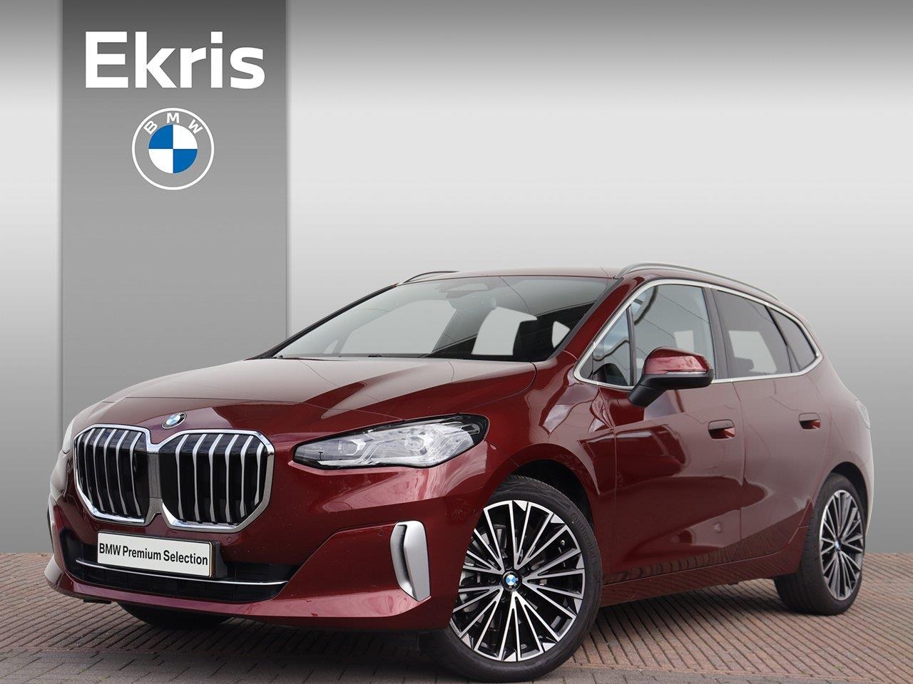 BMW 2-serie Active Tourer - 223i | Comfort Pack / Travel Pack / Trekhaak / | Showroom Sale - AutoWereld.nl