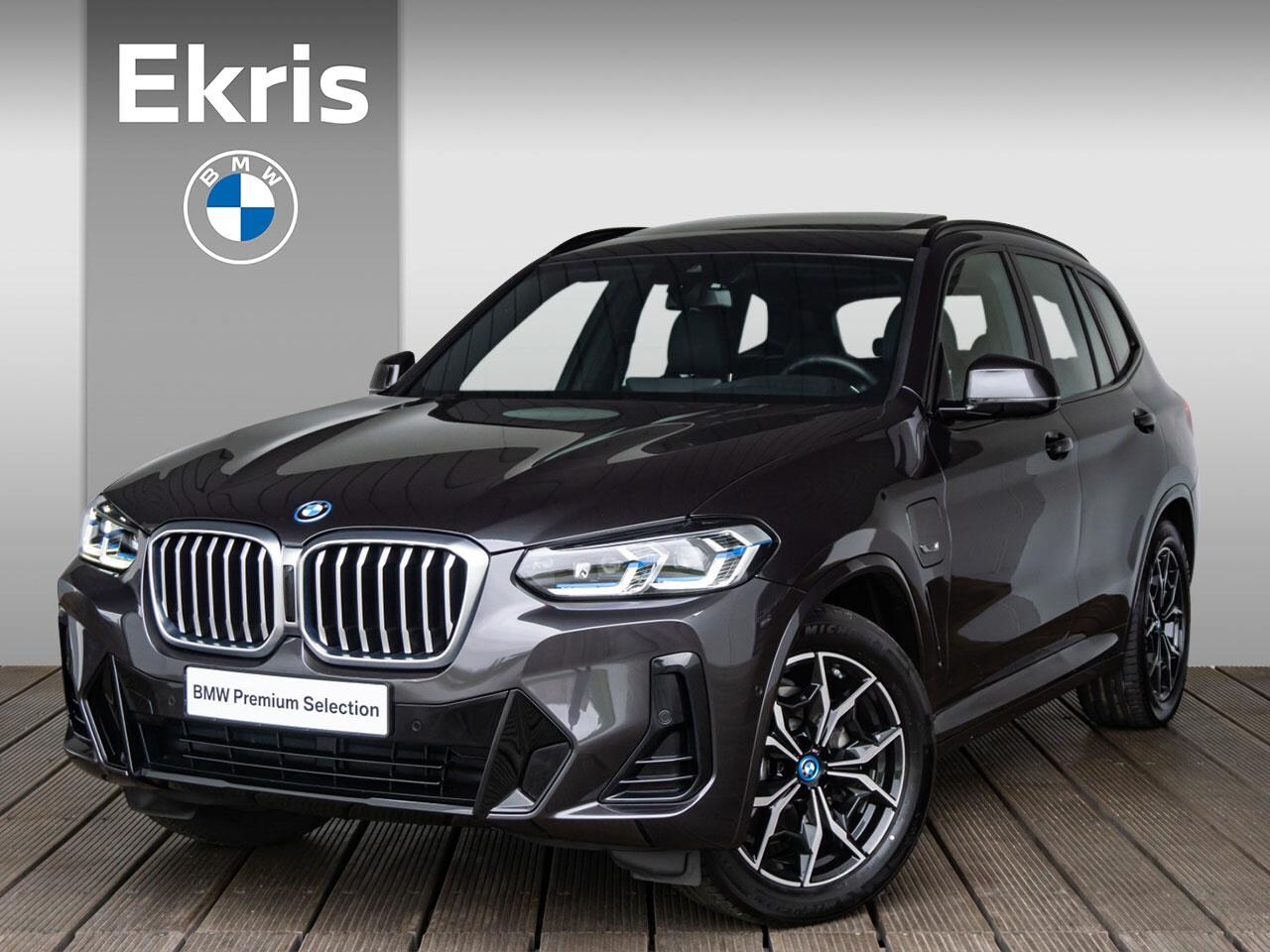 BMW X3 - xDrive30e High Executive / Model M Sport / Trekhaak / Panoramadak / Achteruitrijcamera | S - AutoWereld.nl