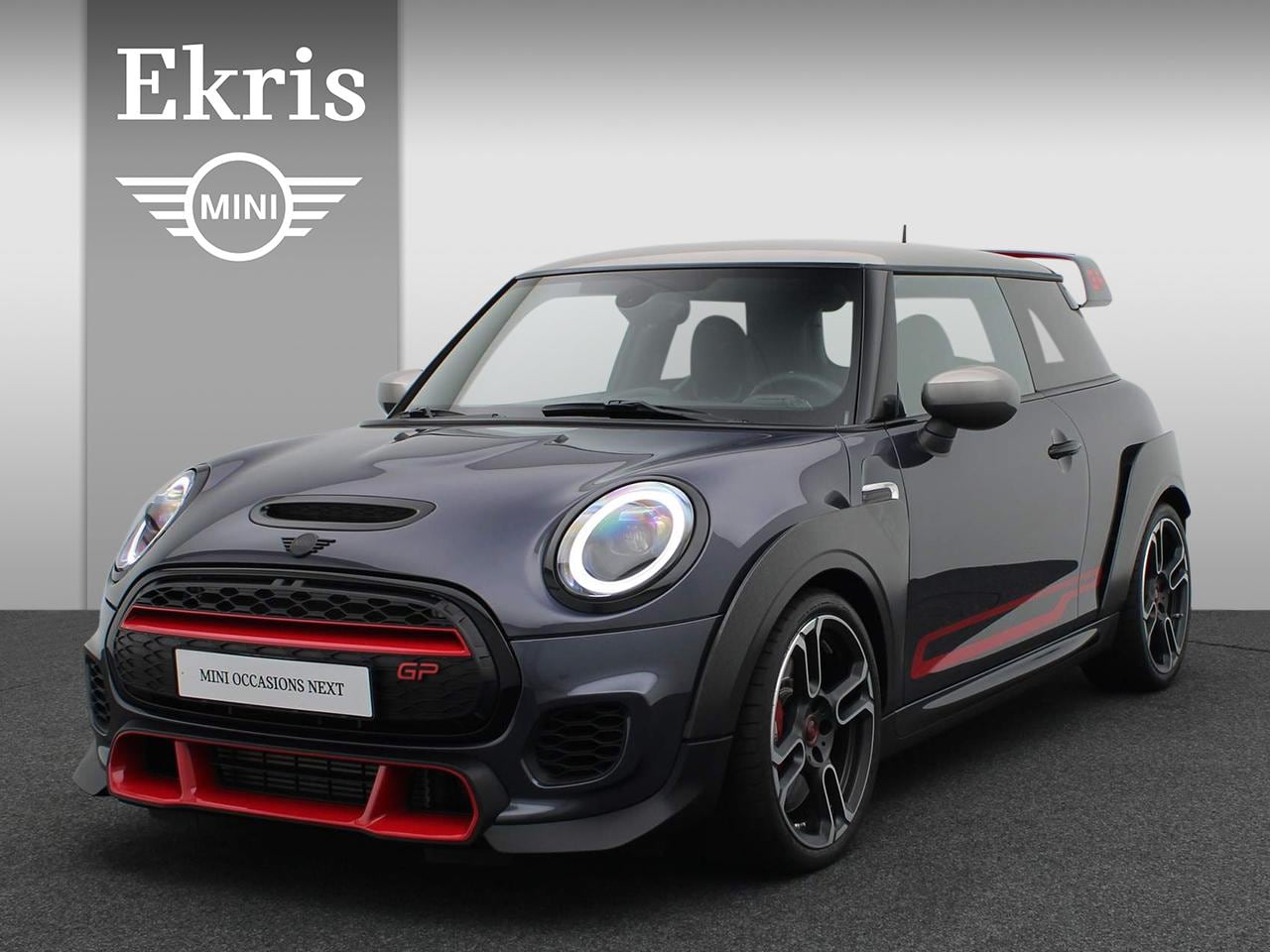 MINI John Cooper Works - 3-deurs GP Connected Navigation Plus + 18'' + LED | Showroom Sale - AutoWereld.nl